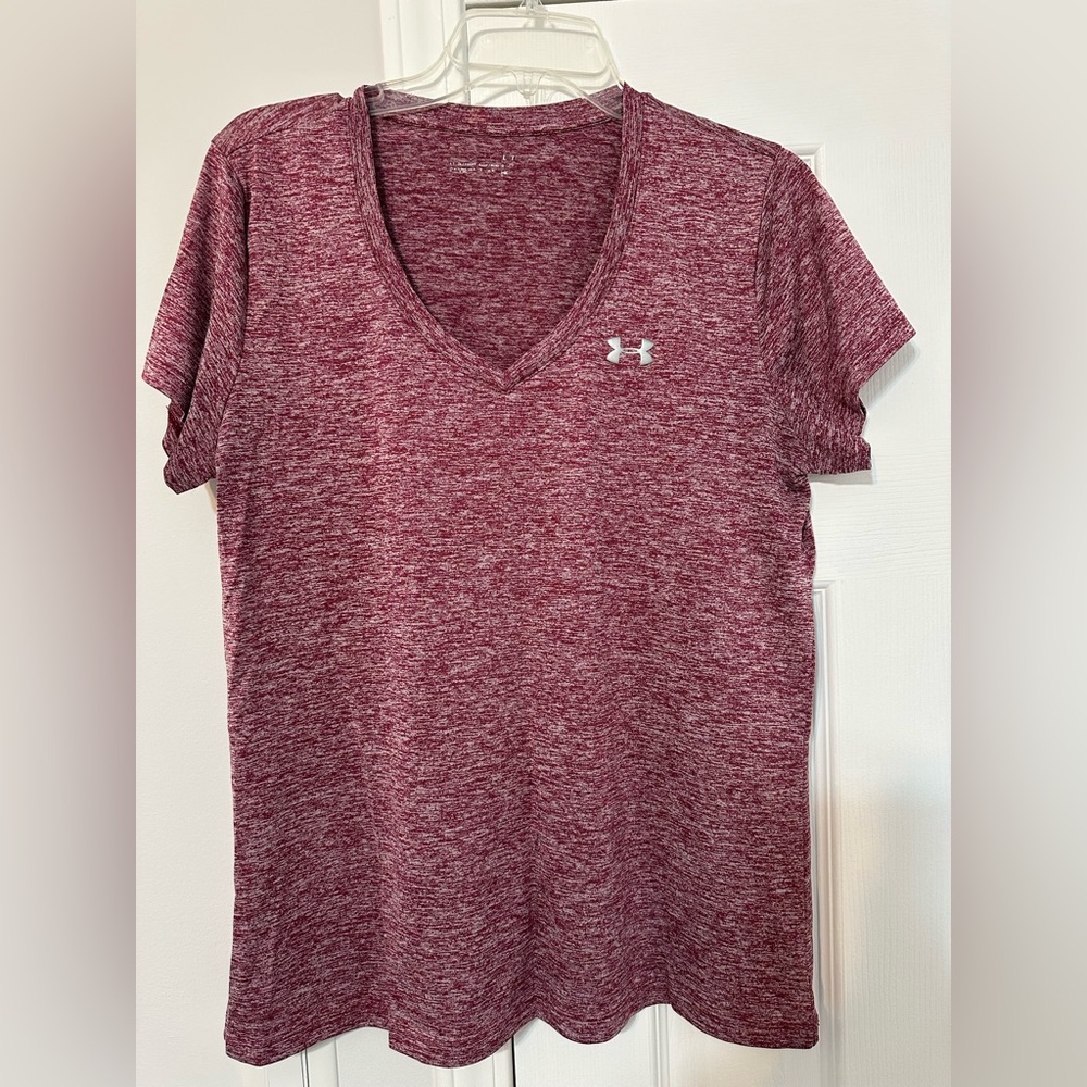 Under Armour Women's Heathered Burgundy V-Neck Tee
